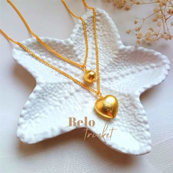 Dainty golden heart  pendant chain necklace